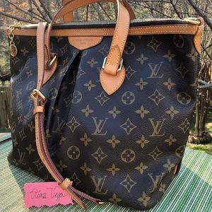 ❇️SOLD❇️ Louis Vuitton Palermo PM ‼️PRICE FIRM ‼️